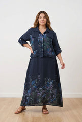 Elegante abito a due pezzi in puro lino con maniche lunghe