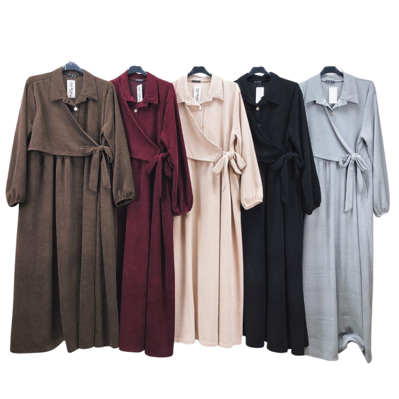 Elegante abito in velluto a maniche lunghe, adatto a donne di taglie medie e grandi