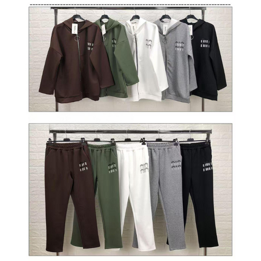 Completo formale con giacca e pantaloni in tinta unita per l'autunno e l'inverno